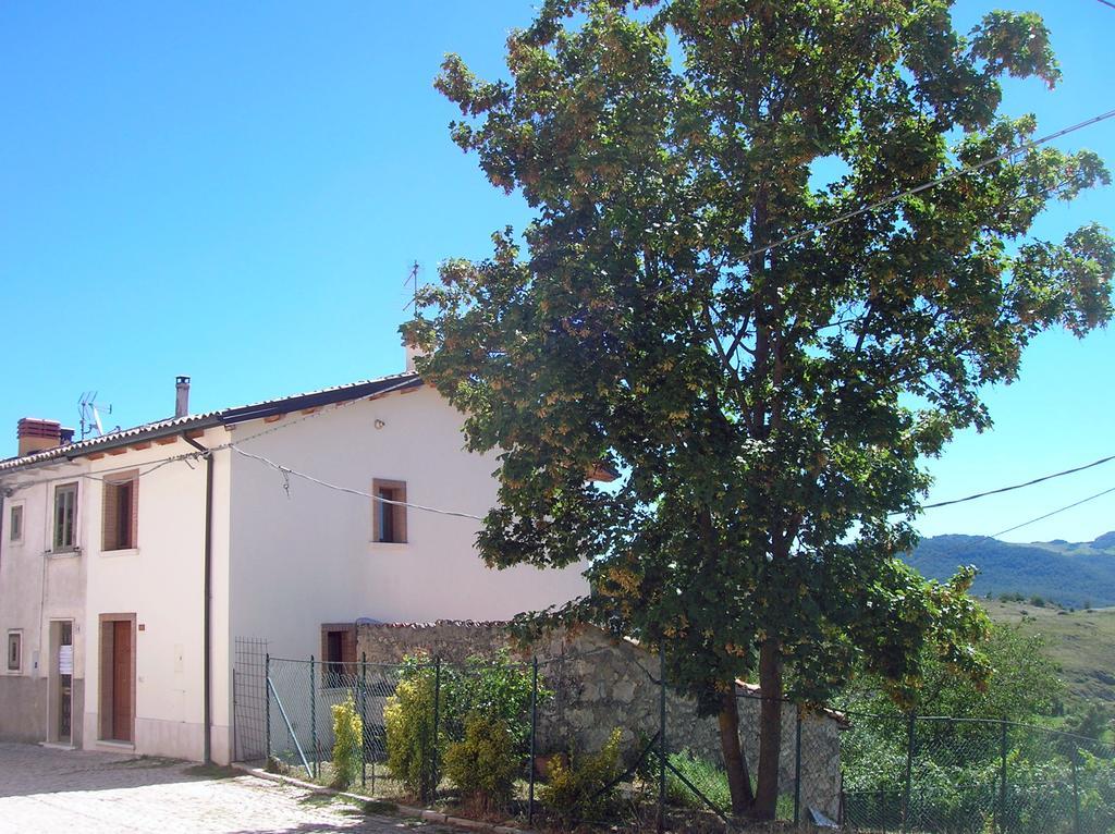 Villa Montagna & Relax Castel Di Sangro Exterior foto